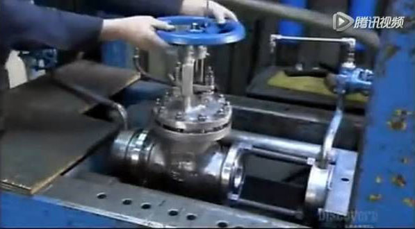 比人還大的大型閥門(mén)是怎么制造出來(lái)的？