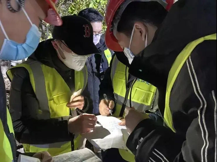 漢水連浦江 方艙筑方舟 | 上海市政總院582分鐘沖刺設(shè)計武漢長江新城方艙醫(yī)院-